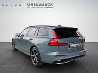Gebraucht Volvo V60 Plus 455 PS (334 kW) 2023 Thunder grey / metallic Kombi