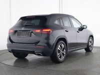 Gebraucht Mercedes GLA250 Progressive 224 PS (164 kW) 2024 Kosmosschwarz (metallic) SUV
