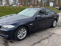 Gebraucht BMW 520 184 PS (135 kW) 2012 Blau Limousine