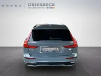Gebraucht Volvo V60 Plus 455 PS (334 kW) 2023 Thunder grey / metallic Kombi