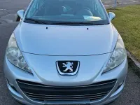 Gebraucht Peugeot 207 73 PS (53 kW) 2011 Grau Limousine