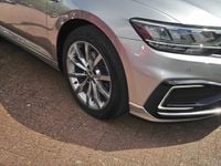 Second-hand VW Passat GTE 218 CP (160 kW) 2022 Argintiu Break