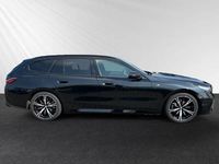 Gebraucht BMW 520 M Sport 197 PS (144 kW) 2025 Black sapphire metallic Kombi