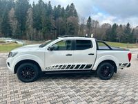 gebraucht Nissan Navara NP300 N-Guard Double Cab 4x4 Sondermodell