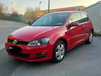 Gebraucht VW Golf VII 85 PS (62 kW) 2014 Rot Limousine