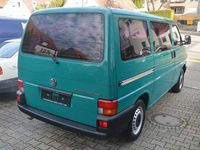 Gebraucht VW T4 116 PS (85 kW) 1999 Friesengrün Van
