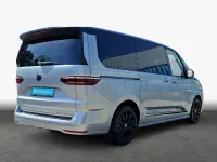 Gebraucht VW Multivan Edition 204 PS (150 kW) 2025 Reflexsilber metallic dach dee Van / Kleinbus