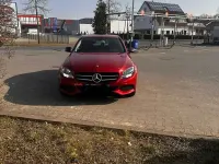 Gebraucht Mercedes C200 136 PS (100 kW) 2018 Rot Limousine