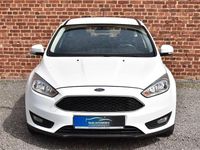 Gebraucht Ford Focus 105 PS (77 kW) 2017 Frostweiß Limousine