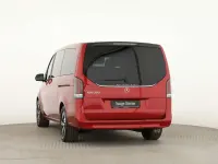 Gebraucht Mercedes EQV300 150 kW (204 PS) 2025 Rot Van / Kleinbus