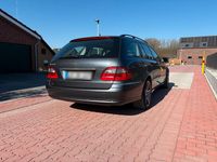 Gebraucht Mercedes E220 Elegance 170 PS (125 kW) 2008 Grau Kombi