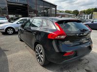 Gebraucht Volvo V40 150 PS (110 kW) 2018 Schwarz SUV