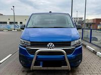 Second-hand VW Multivan 150 CP (110 kW) 2021 Albastru Monovolum