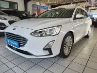Gebraucht Ford Focus Cool & Connect 120 PS (88 kW) 2019 Weiß Kombi