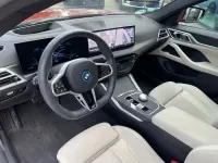 Używany BMW i4 Performance 294 kW (401 KM) 2025 Czerwony Sedan/Limuzyna