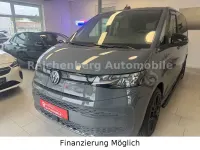 Gebraucht VW Multivan 136 PS (100 kW) 2023 Grau Van / Kleinbus