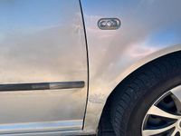 Usata VW Golf IV 101 CV (74 kW) 2000 Argento Berlina