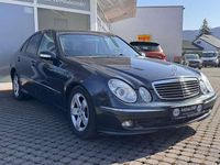 Gebraucht Mercedes E220 150 PS (110 kW) 2004 Smaragdschwarz  metalliclack Limousine