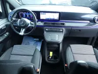 Gebraucht Mercedes V220 Style 163 PS (119 kW) 2024 Obsidianschwarz metallic Van / Kleinbus
