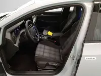 Gebraucht VW Golf VIII GTE 272 PS (200 kW) 2025 Crystal ice blue metallic (metallic) Limousine