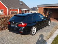 Gebraucht BMW 330 Sport Line 258 PS (189 kW) 2015 Schwarz Kombi