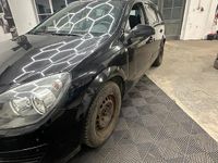 Gebraucht Opel Astra 124 PS (91 kW) 2005 Schwarz Kombi