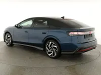 Neu VW ID.7 IQ Drive 210 kW (286 PS) 2026 Aquamarine blau metallic / dach schwarz Limousine