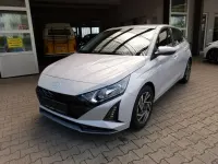 Gebraucht Hyundai i20 Trend 101 PS (74 kW) 2025 Grau Kleinwagen
