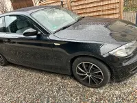Gebraucht BMW 116 122 PS (89 kW) 2008 Schwarz Kleinwagen