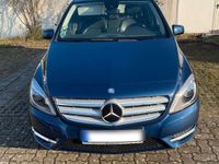 gebraucht Mercedes B180 B 1807G-DCT Vollausstattung 1. Hand Scheckheft