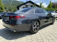 Gebraucht Mercedes E220 Avantgarde 197 PS (144 kW) 2025 Grau Limousine