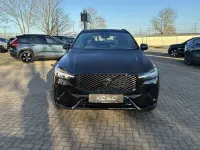 Neu Volvo XC60 Plus 250 PS (183 kW) 2026 Schwarz SUV
