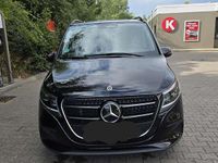 Gebraucht Mercedes V220 Style 163 PS (119 kW) 2024 Schwarz Van / Kleinbus