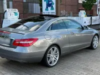 Gebraucht Mercedes E250 204 PS (150 kW) 2009 Grau Coupé
