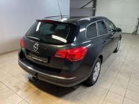 Gebraucht Opel Astra Edition 120 PS (88 kW) 2015 Karbonschw graphitschw midnigh Kombi