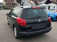 gebraucht Peugeot 207 120 VTi mit Klima/ Pano/TÜV