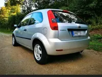 Gebraucht Ford Fiesta 69 PS (50 kW) 2004 Silber Kleinwagen