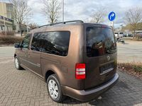 Gebraucht VW Caddy Maxi 140 PS (102 kW) 2014 Braun Van / Kleinbus