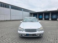 Gebraucht Mercedes C220 143 PS (105 kW) 2001 Silber Limousine