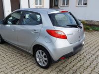 Gebraucht Mazda 2 Active 84 PS (61 kW) 2011 Silber Kleinwagen
