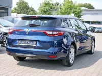 Gebraucht Renault Mégane IV Experience 132 PS (97 kW) 2016 Blau Limousine