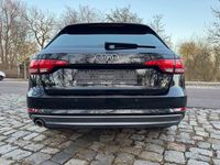 Gebraucht Audi A4 Sport 150 PS (110 kW) 2018 Schwarz Kombi
