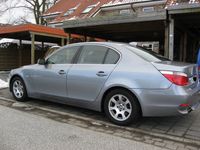 Gebraucht BMW 530 218 PS (160 kW) 2004 Silber metallic Limousine