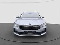 Gebraucht Skoda Superb Selection 150 PS (110 kW) 2024 Aluminium silber (metallic) Kombi