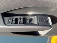 Neu VW T-Roc 150 PS (110 kW) 2026 Gelb SUV