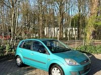 Gebraucht Ford Fiesta 69 PS (50 kW) 2007 Grün Kleinwagen