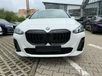 Gebraucht BMW 230e Active Tourer M Sport 326 PS (239 kW) 2026 Weiß Van / Kleinbus