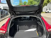 Gebraucht Volvo V40 122 PS (89 kW) 2016 Schwarz Kombi