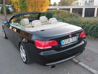 Gebraucht BMW 320 Cabriolet 170 PS (125 kW) 2007 Schwarz Cabrio