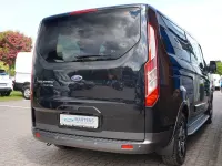 Gebraucht Ford Tourneo Active 185 PS (136 kW) 2021 Obsidianschwarz metallic Van / Kleinbus